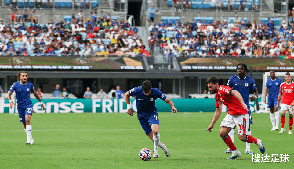 包含惊天逆转！切尔西连追三球实现绝地反击，一点虽然游戏制作.的词条