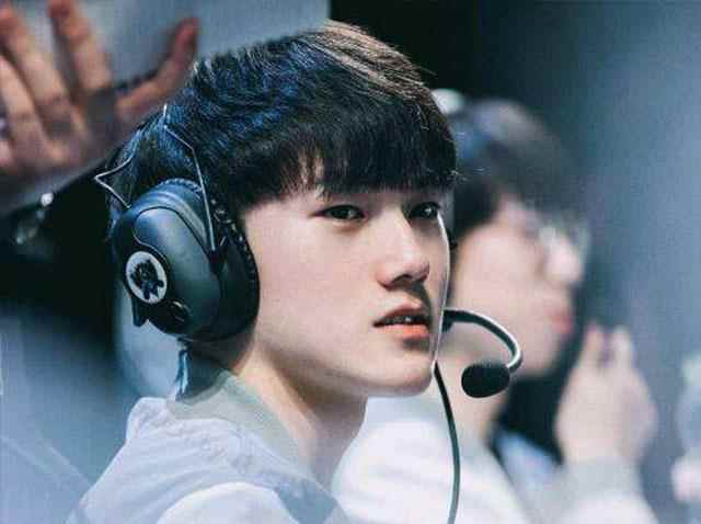 Karsa连续十场比赛得分超过比赛规则变更，MAD不断突破！的简单介绍