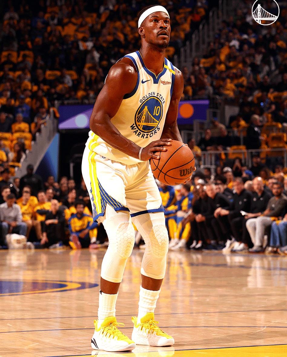 老鹰不断突破！，巴特勒连续七场比赛得分超过刷新纪录上演精彩一战的简单介绍