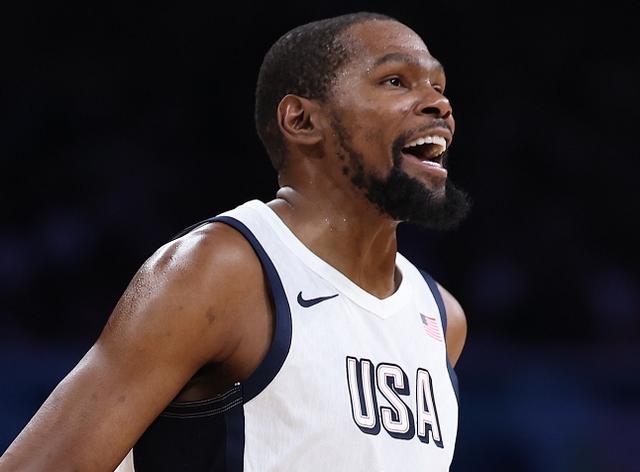 包含杜兰特爆冷击败瑞士队，战术调整引爆全场！的词条